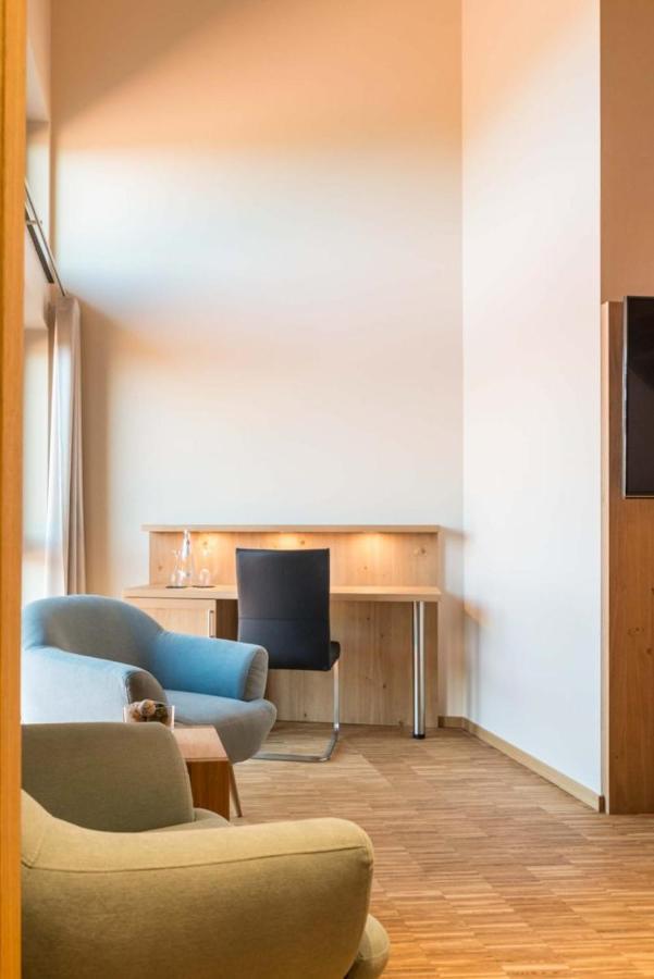Staufenberg  Hotel & Golfrestaurant Gut Wissmannshof מראה חיצוני תמונה