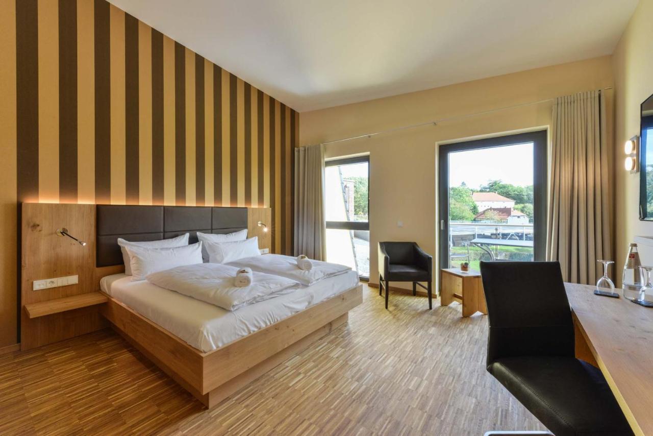 Staufenberg  Hotel & Golfrestaurant Gut Wissmannshof מראה חיצוני תמונה